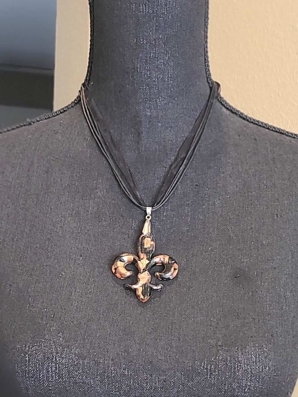 Black and Copper Fleur-de-Lis Pendant Necklace, Earrings  and Bracelet Set